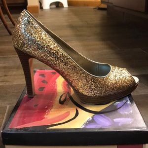 Glitter gold heels